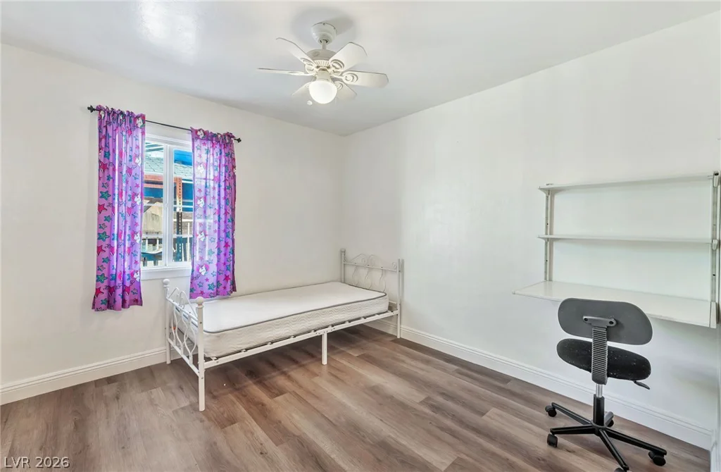 1809 Saint Louis, Las Vegas, NV 89104