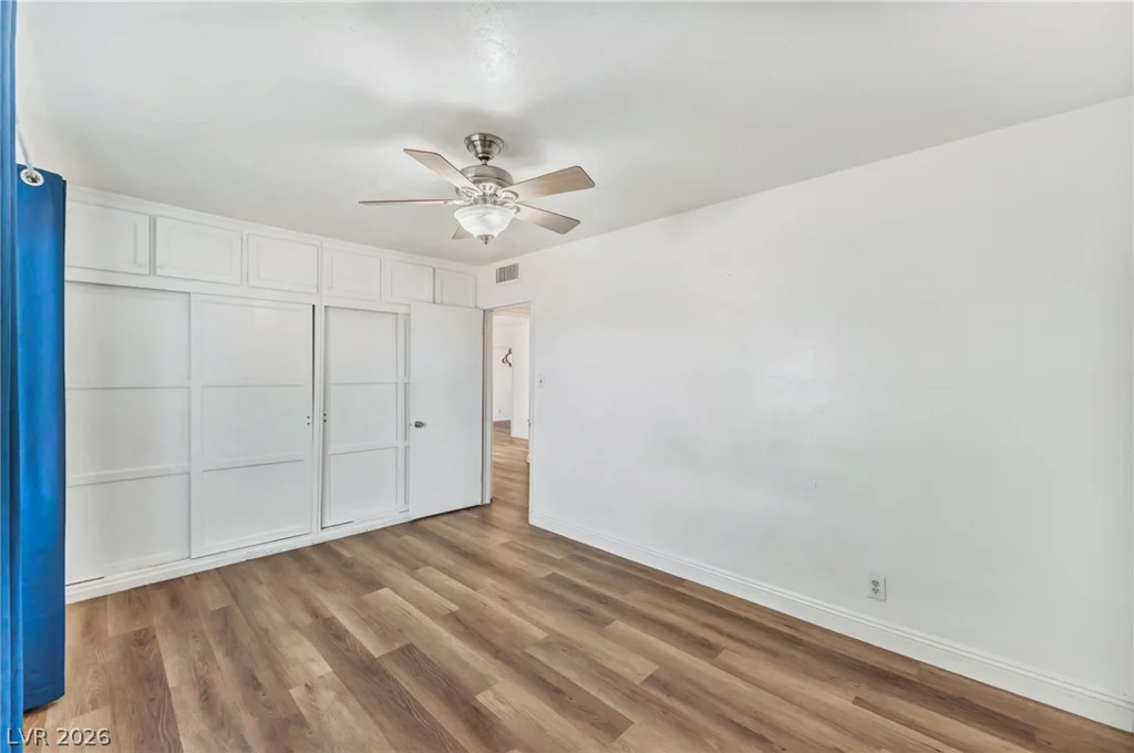 1809 Saint Louis, Las Vegas, NV 89104