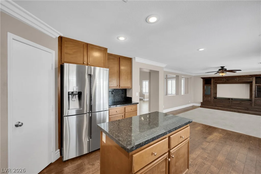 10149 Whitney Falls, Las Vegas, NV 89148