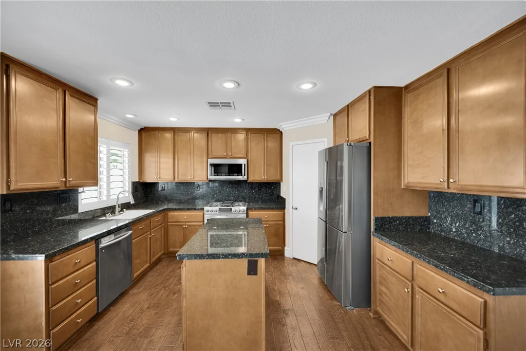 10149 Whitney Falls, Las Vegas, NV 89148