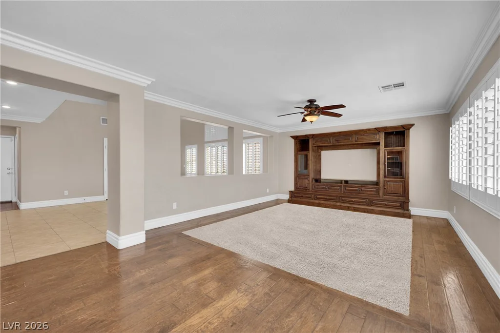 10149 Whitney Falls, Las Vegas, NV 89148