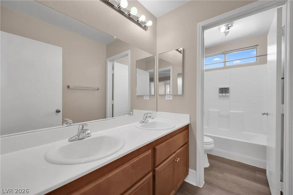 10149 Whitney Falls, Las Vegas, NV 89148