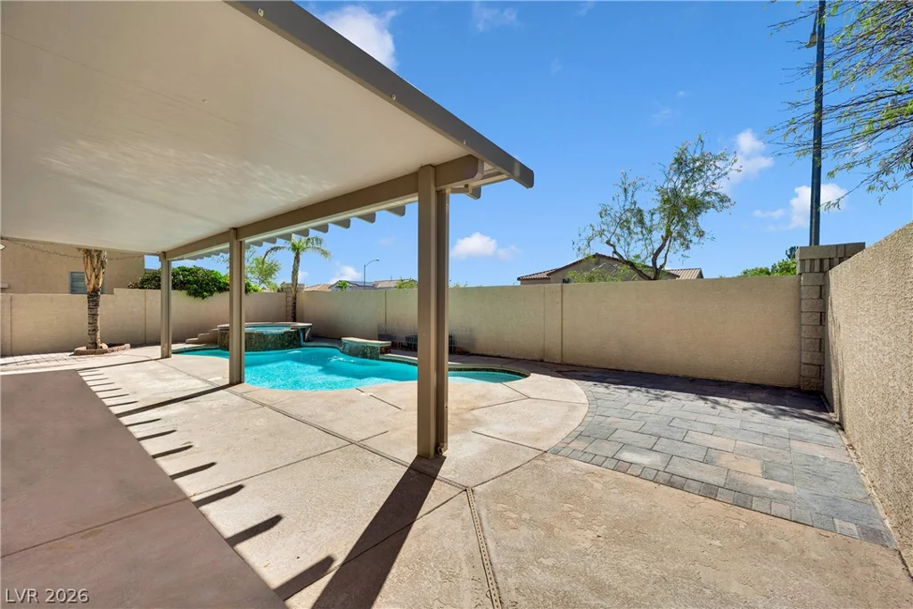 10149 Whitney Falls, Las Vegas, NV 89148