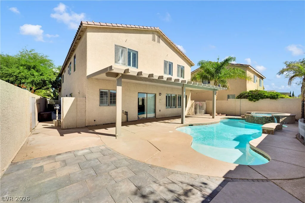 10149 Whitney Falls, Las Vegas, NV 89148