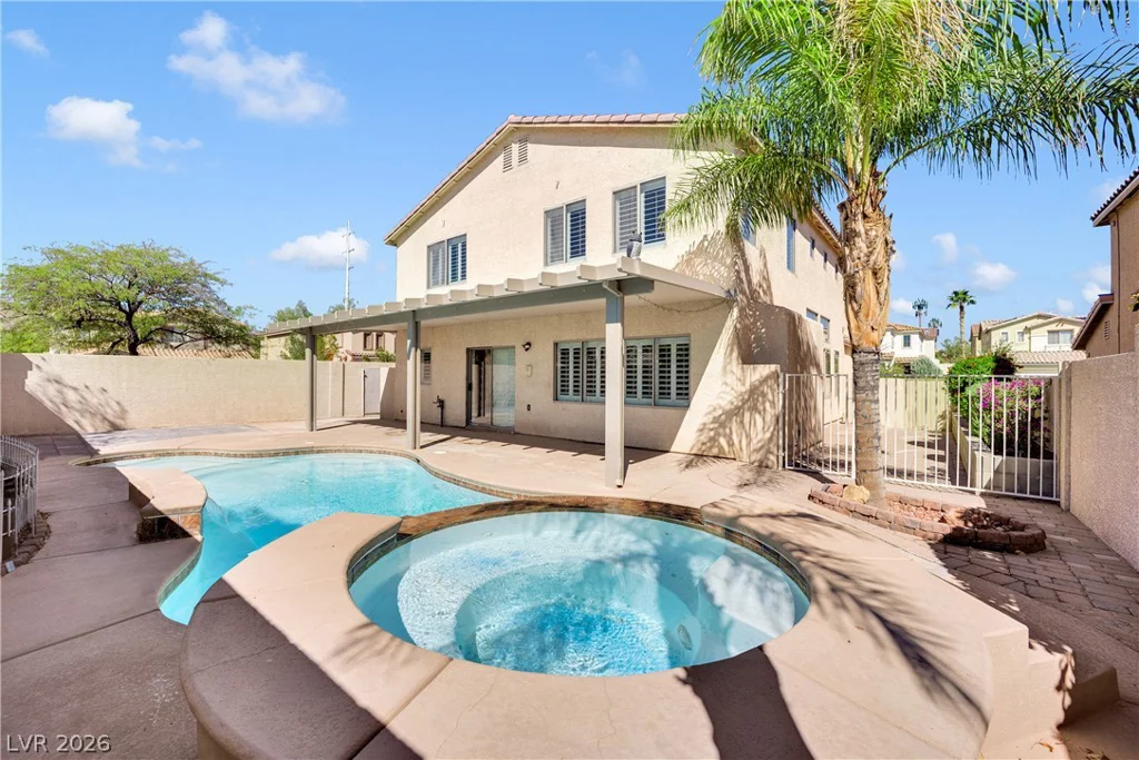 10149 Whitney Falls, Las Vegas, NV 89148