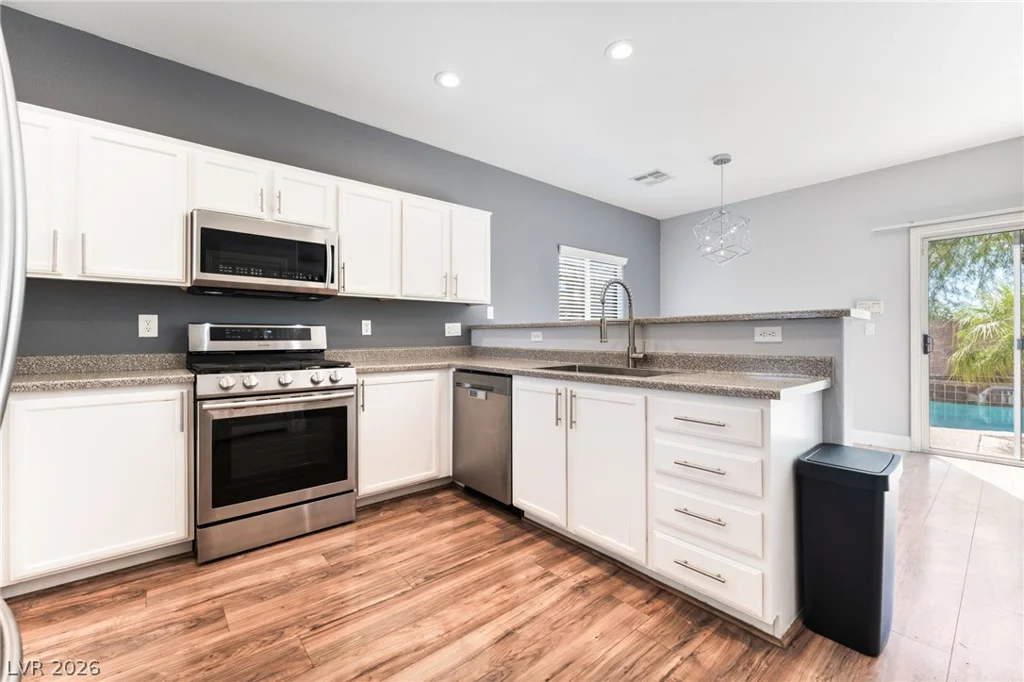 2825 Woodland Park, North Las Vegas, NV 89086