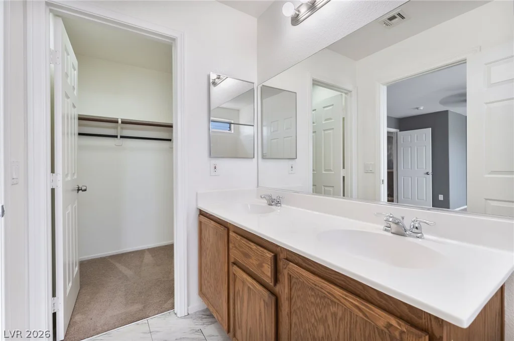 2825 Woodland Park, North Las Vegas, NV 89086