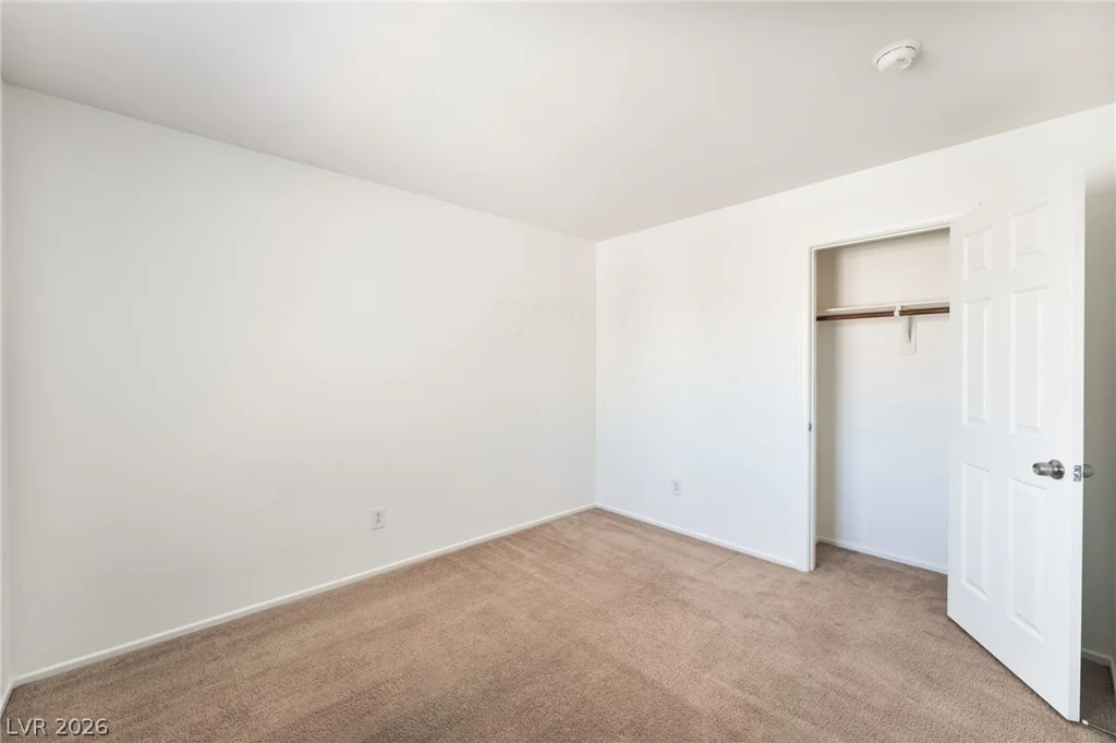 2825 Woodland Park, North Las Vegas, NV 89086