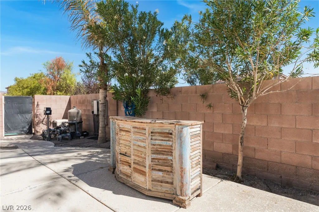 2825 Woodland Park, North Las Vegas, NV 89086