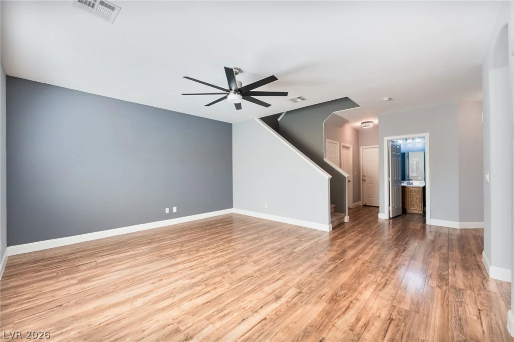 2825 Woodland Park, North Las Vegas, NV 89086