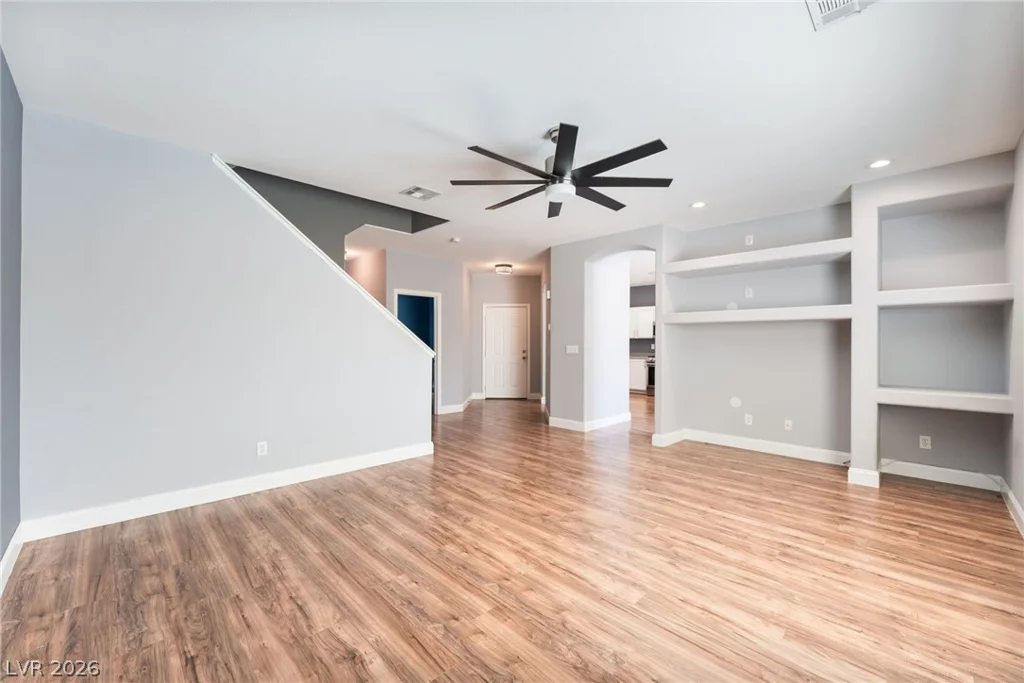 2825 Woodland Park, North Las Vegas, NV 89086