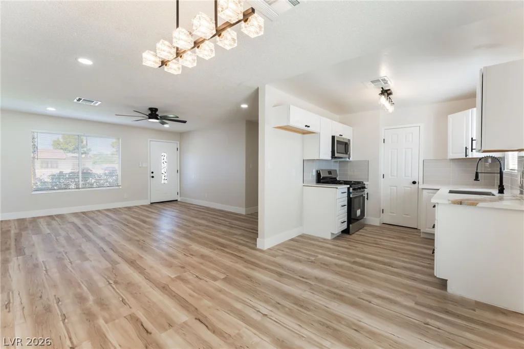220 Ronald, Las Vegas, NV 89110