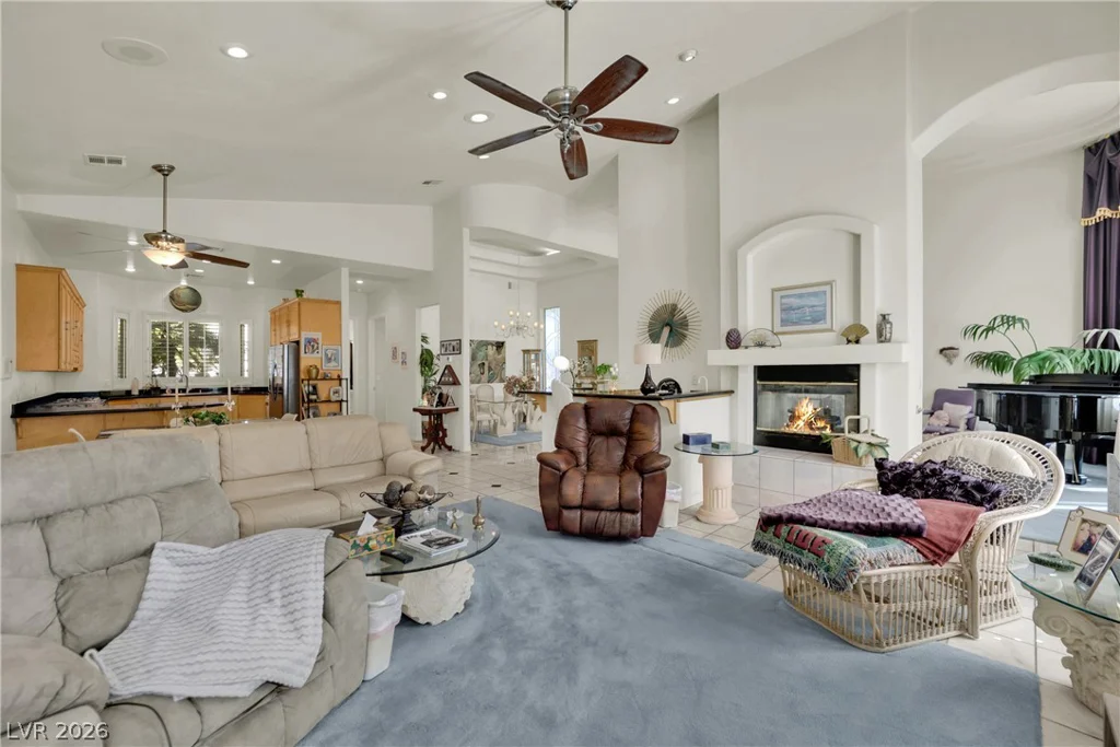 8125 Tiara Cove, Las Vegas, NV 89128