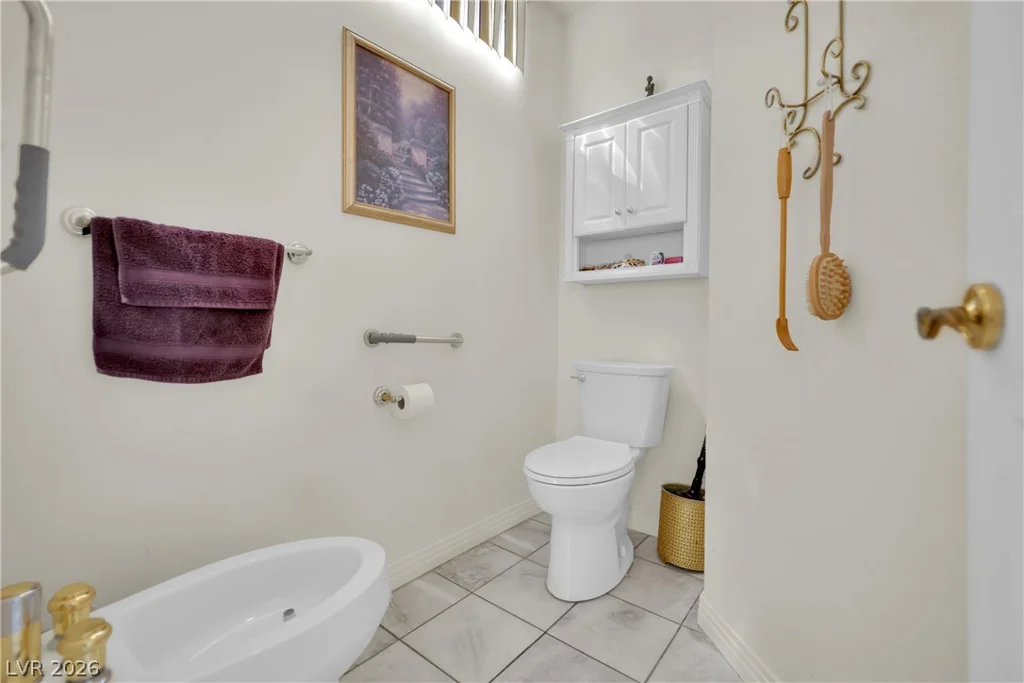 8125 Tiara Cove, Las Vegas, NV 89128
