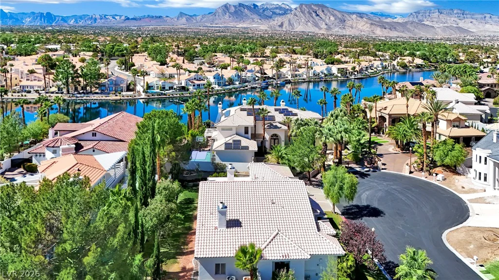 8125 Tiara Cove, Las Vegas, NV 89128