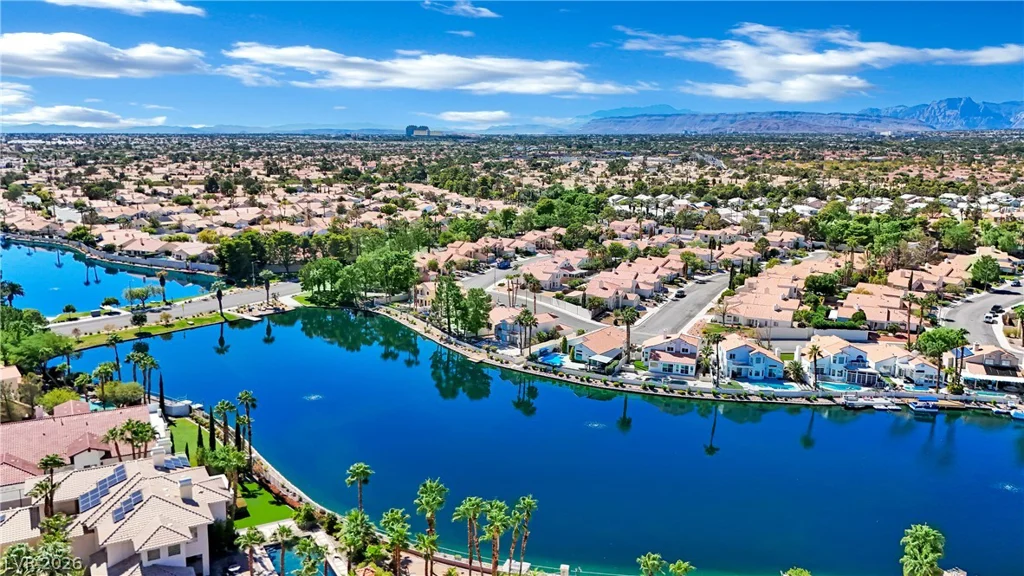 8125 Tiara Cove, Las Vegas, NV 89128