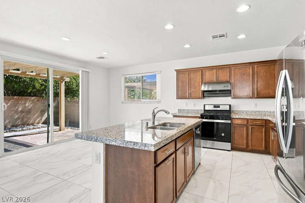 4722 Challenger, North Las Vegas, NV 89031
