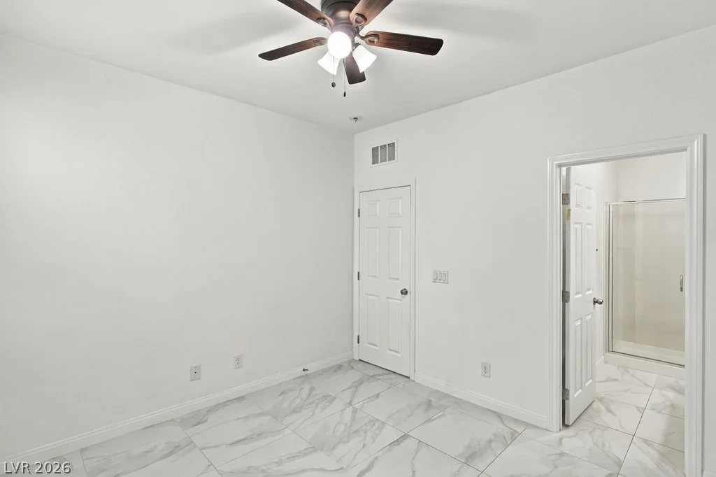4722 Challenger, North Las Vegas, NV 89031