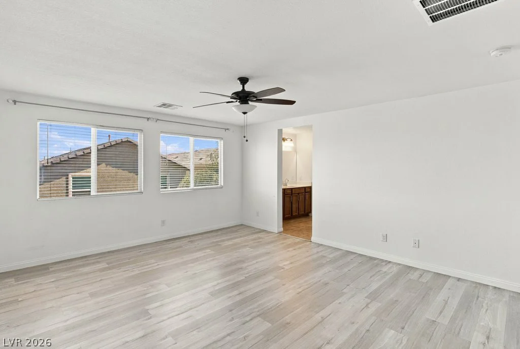 4722 Challenger, North Las Vegas, NV 89031