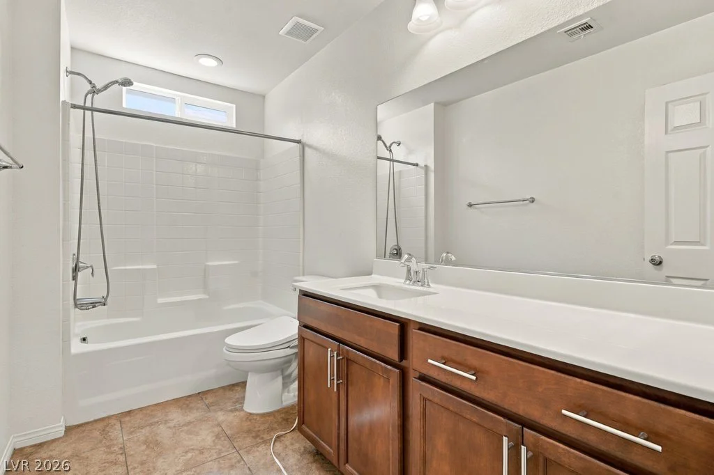 4722 Challenger, North Las Vegas, NV 89031