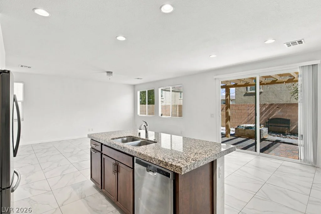 4722 Challenger, North Las Vegas, NV 89031