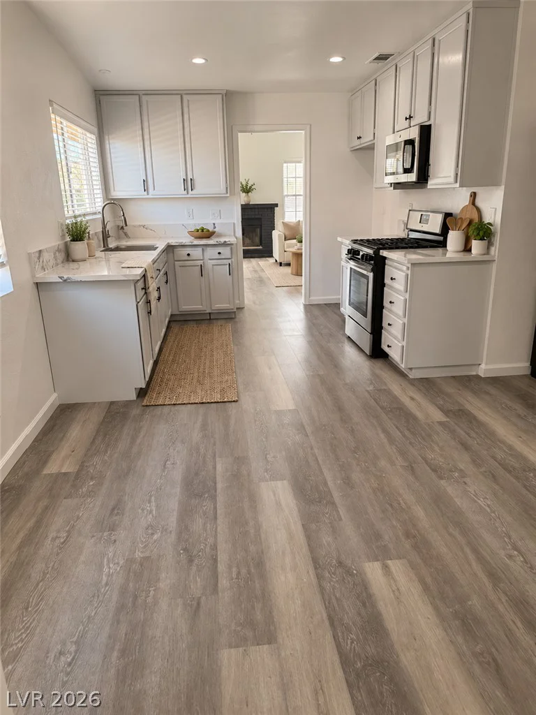 7566 Isley, Las Vegas, NV 89147