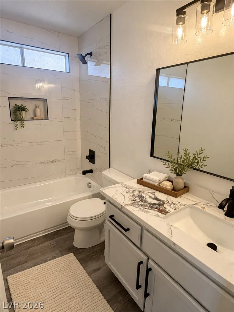 7566 Isley, Las Vegas, NV 89147