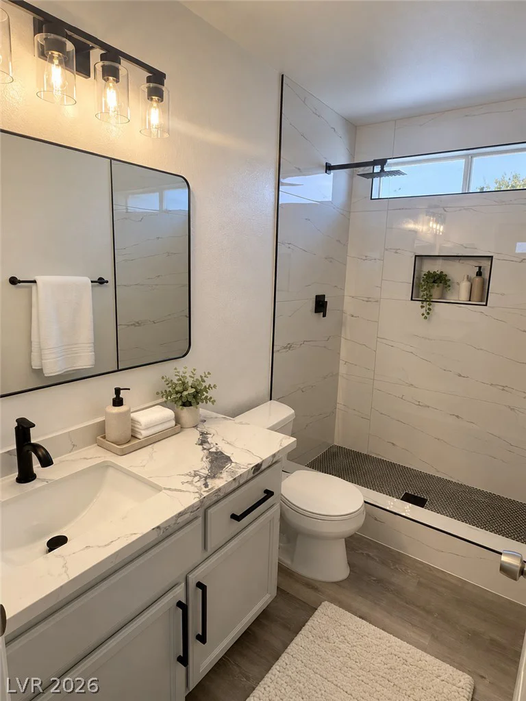 7566 Isley, Las Vegas, NV 89147