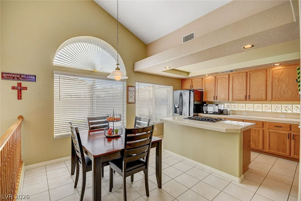 8963 Dove Cove, Las Vegas, NV 89129