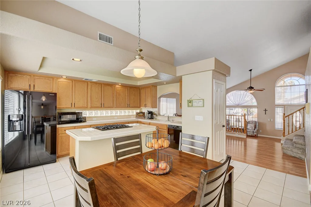 8963 Dove Cove, Las Vegas, NV 89129