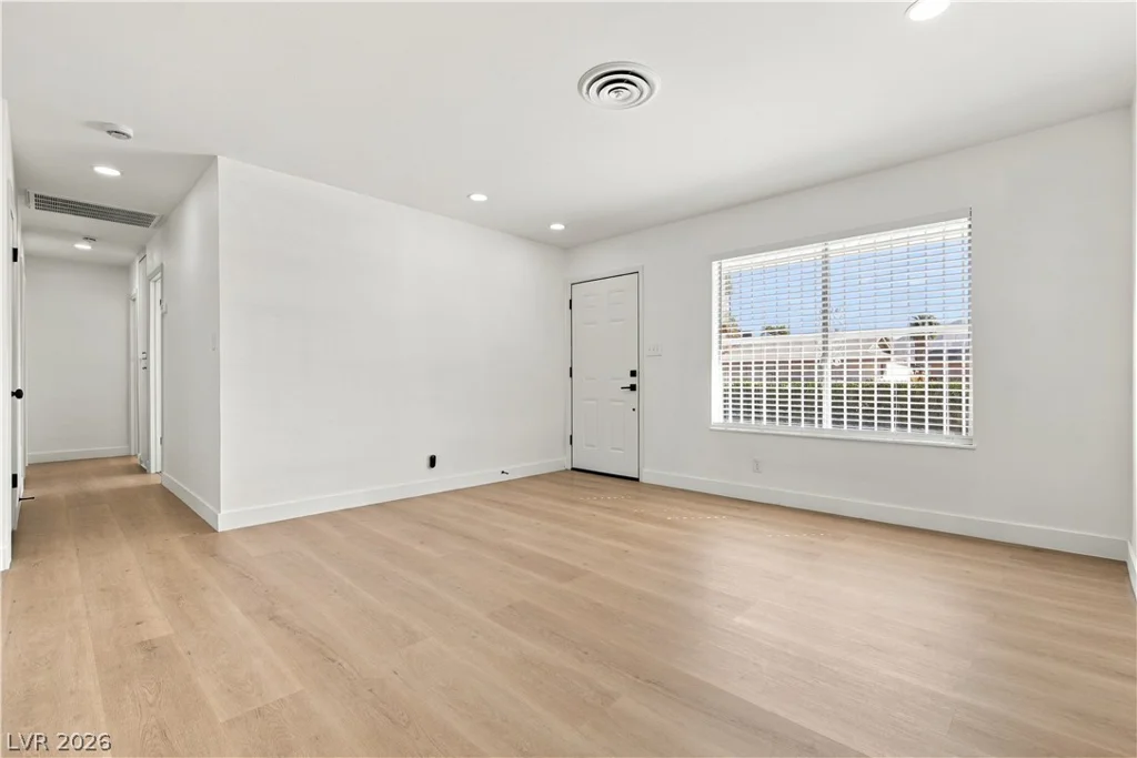 1208 Sandy Cove, Las Vegas, NV 89110