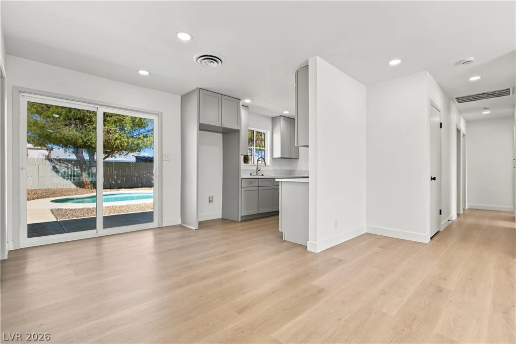 1208 Sandy Cove, Las Vegas, NV 89110