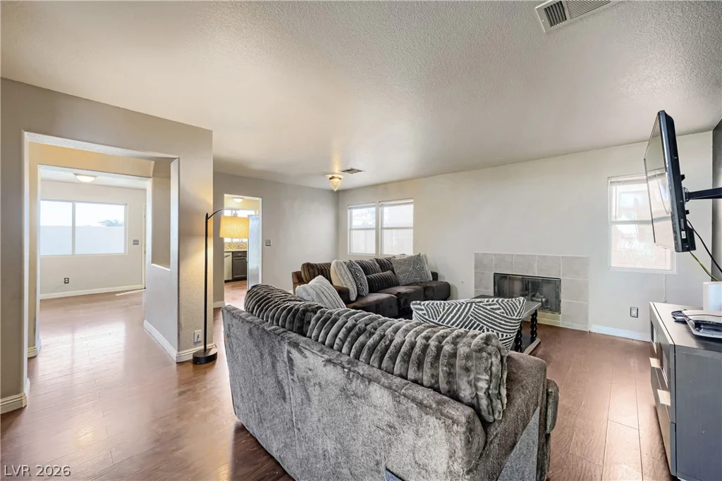 3536 Golden Pedal, Las Vegas, NV 89129