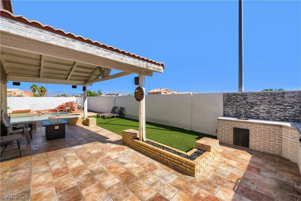 3536 Golden Pedal, Las Vegas, NV 89129