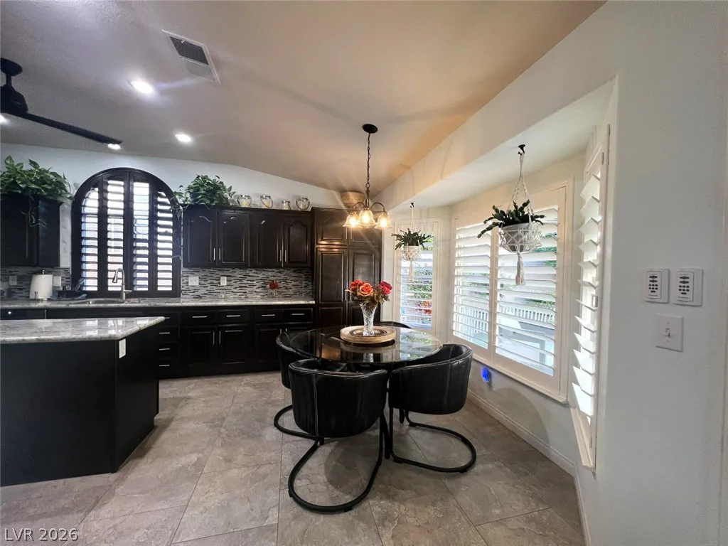 7908 Waterfalls, Las Vegas, NV 89128