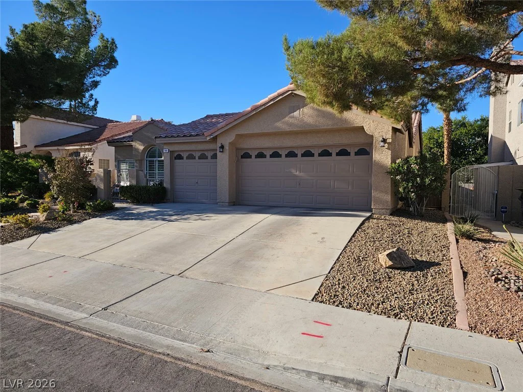 7908 Waterfalls, Las Vegas, NV 89128