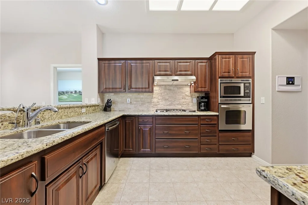 2829 Billy Casper, Las Vegas, NV 89134