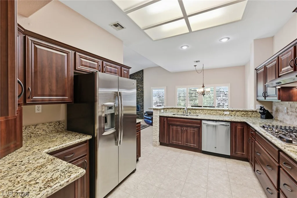 2829 Billy Casper, Las Vegas, NV 89134