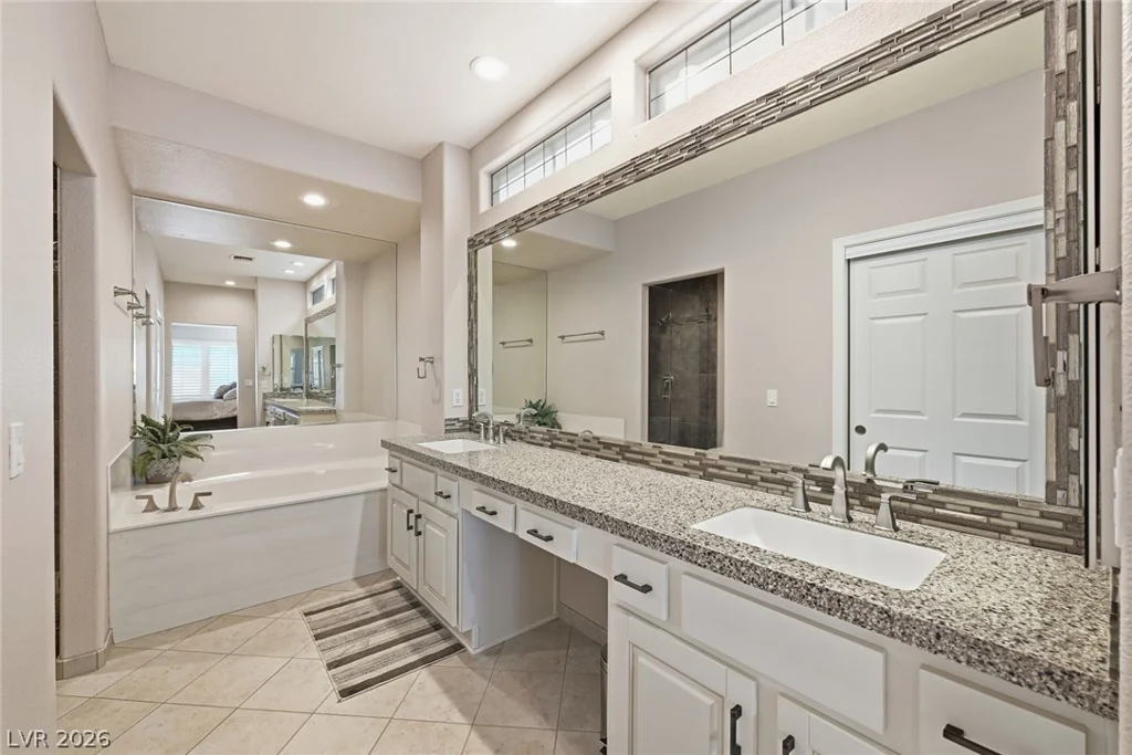 2829 Billy Casper, Las Vegas, NV 89134