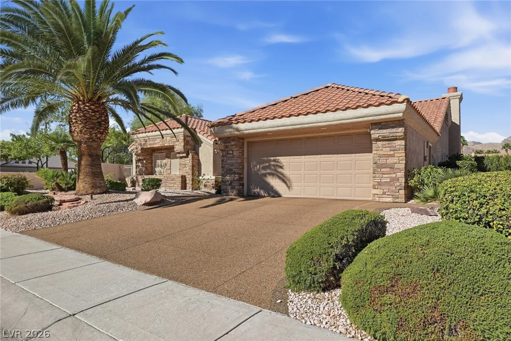 2829 Billy Casper, Las Vegas, NV 89134