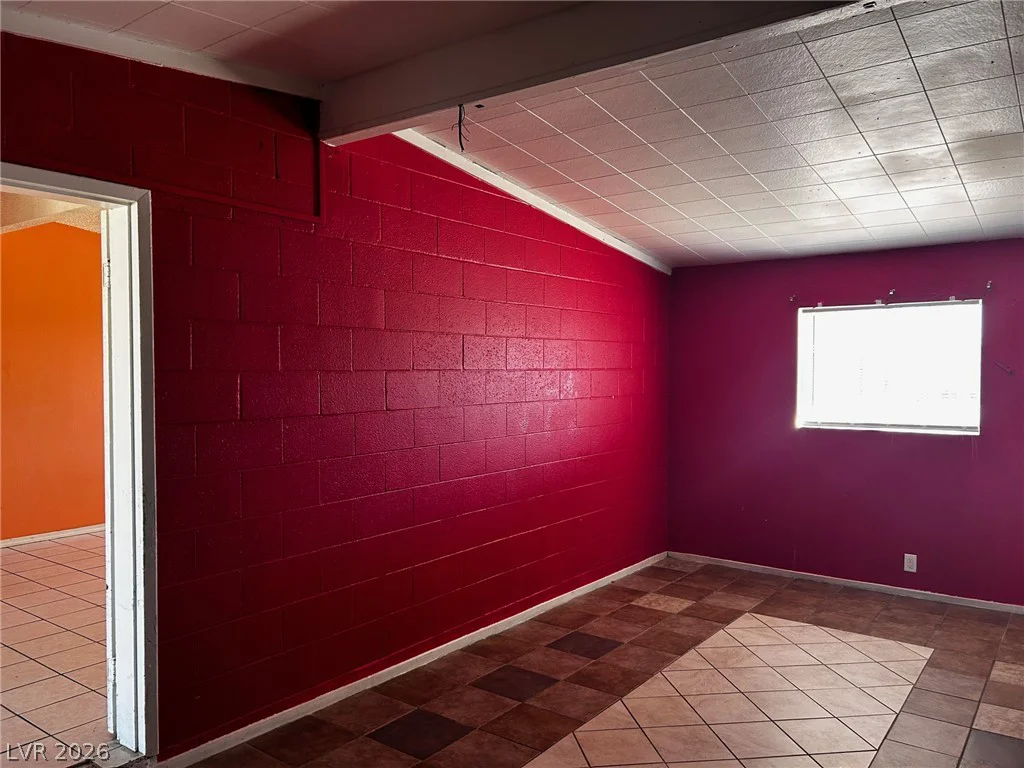 3708 Perliter, North Las Vegas, NV 89030