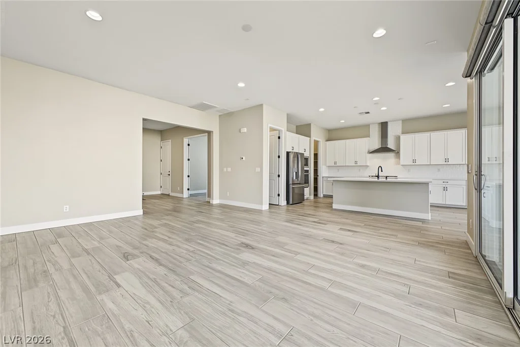 10086 Goff Grove, Las Vegas, NV 89183