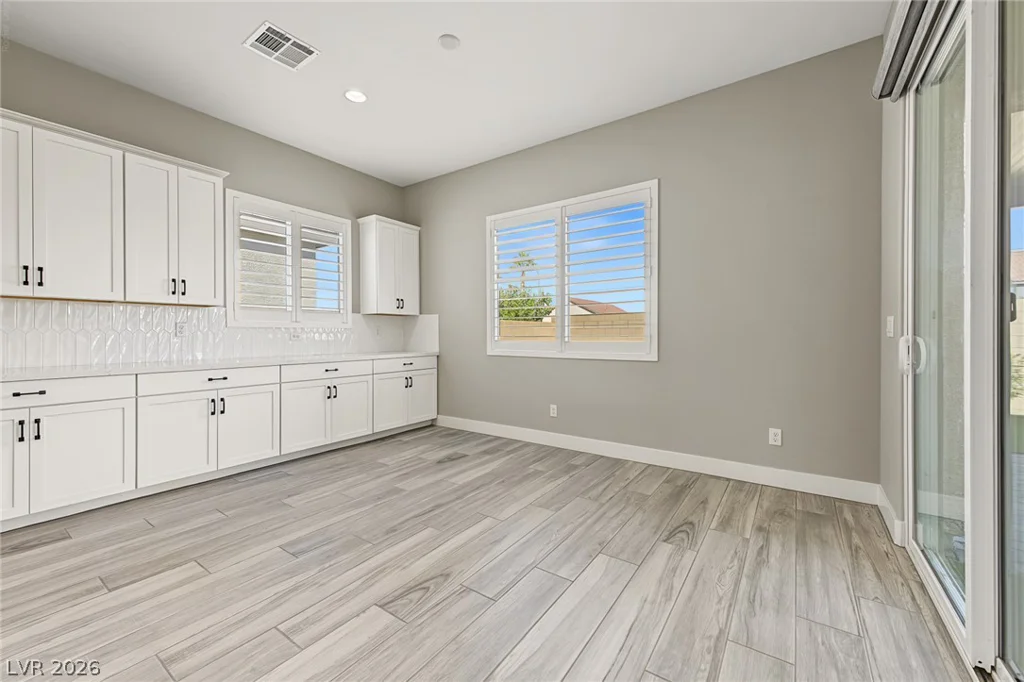 10086 Goff Grove, Las Vegas, NV 89183