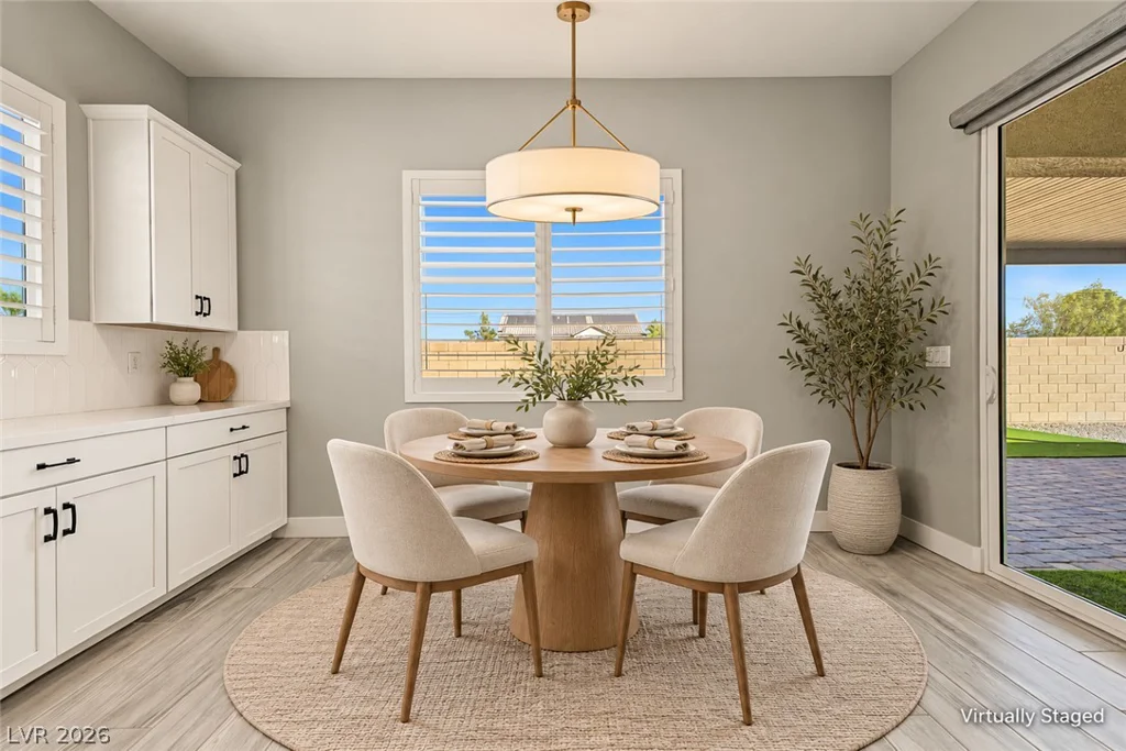 10086 Goff Grove, Las Vegas, NV 89183