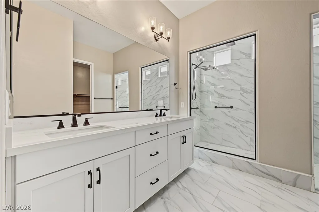 10086 Goff Grove, Las Vegas, NV 89183
