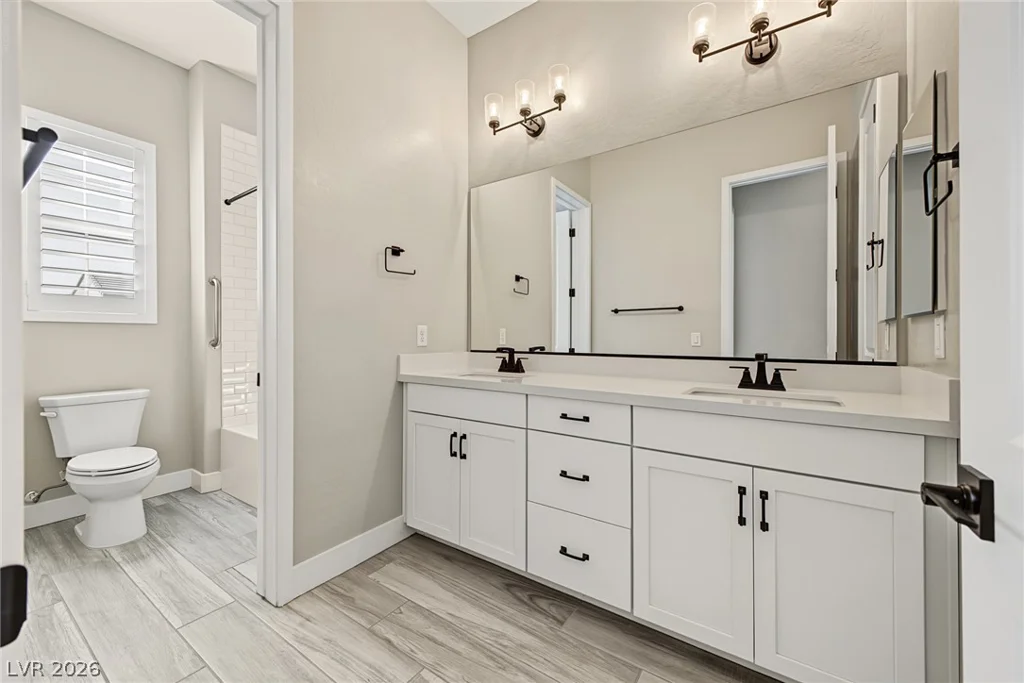 10086 Goff Grove, Las Vegas, NV 89183
