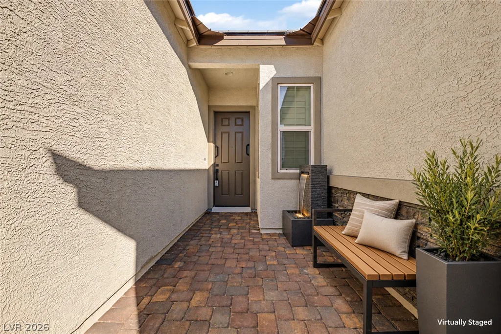 10086 Goff Grove, Las Vegas, NV 89183