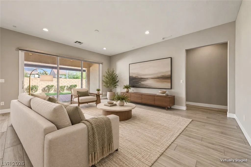10086 Goff Grove, Las Vegas, NV 89183