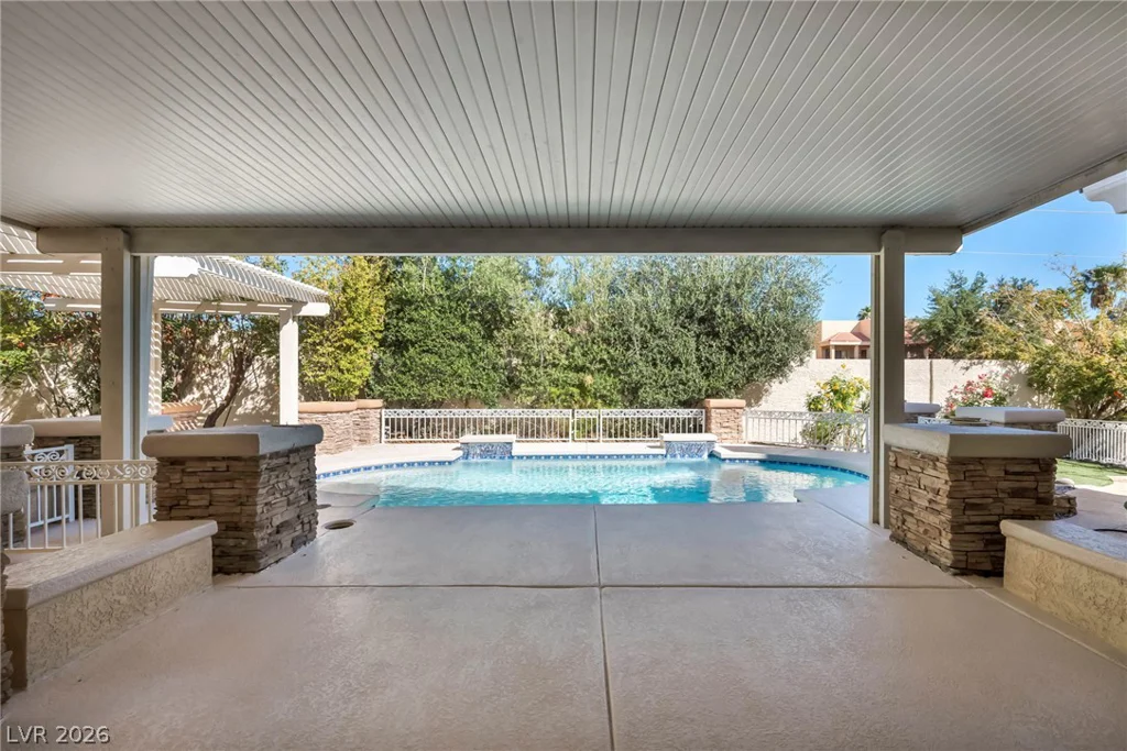 7904 Roxburgh Castle, Las Vegas, NV 89117