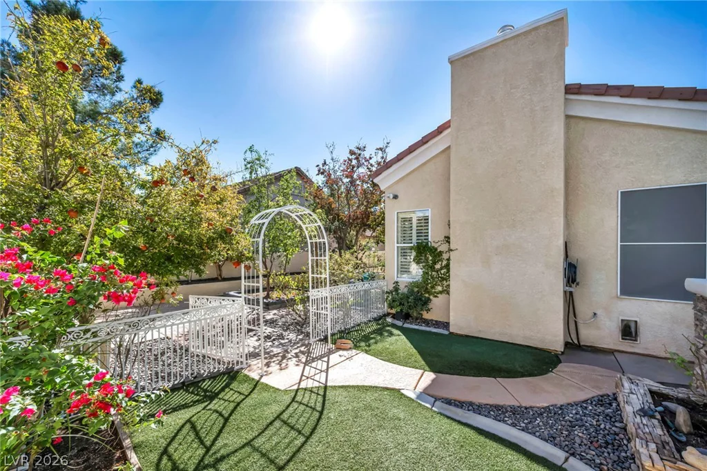 7904 Roxburgh Castle, Las Vegas, NV 89117